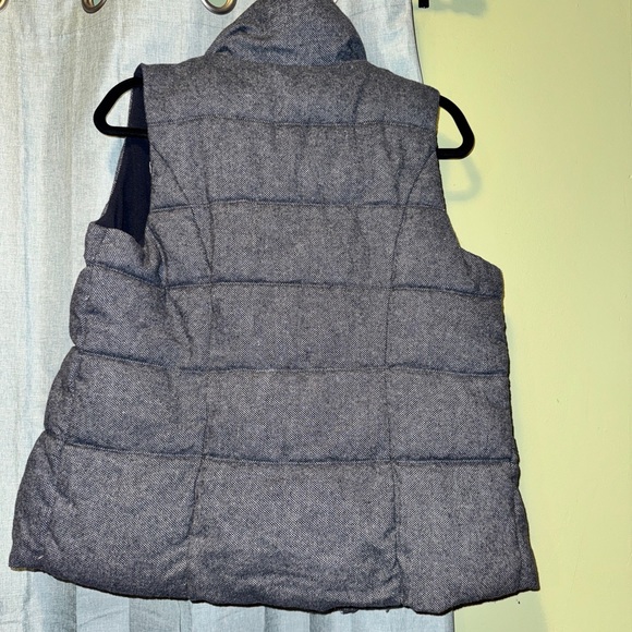 Women's Blue herringbone Puffer Vest Old navy - Picture 5 of 7